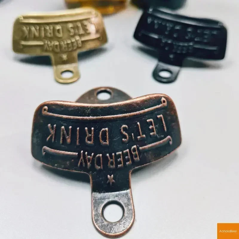 1pc Retro Bottle Opener Wall Mounted Decorative Wall Hanging BBQ DIY Beer Opener Tools Bar Beer Day Decoration Kitchen Corkscrew